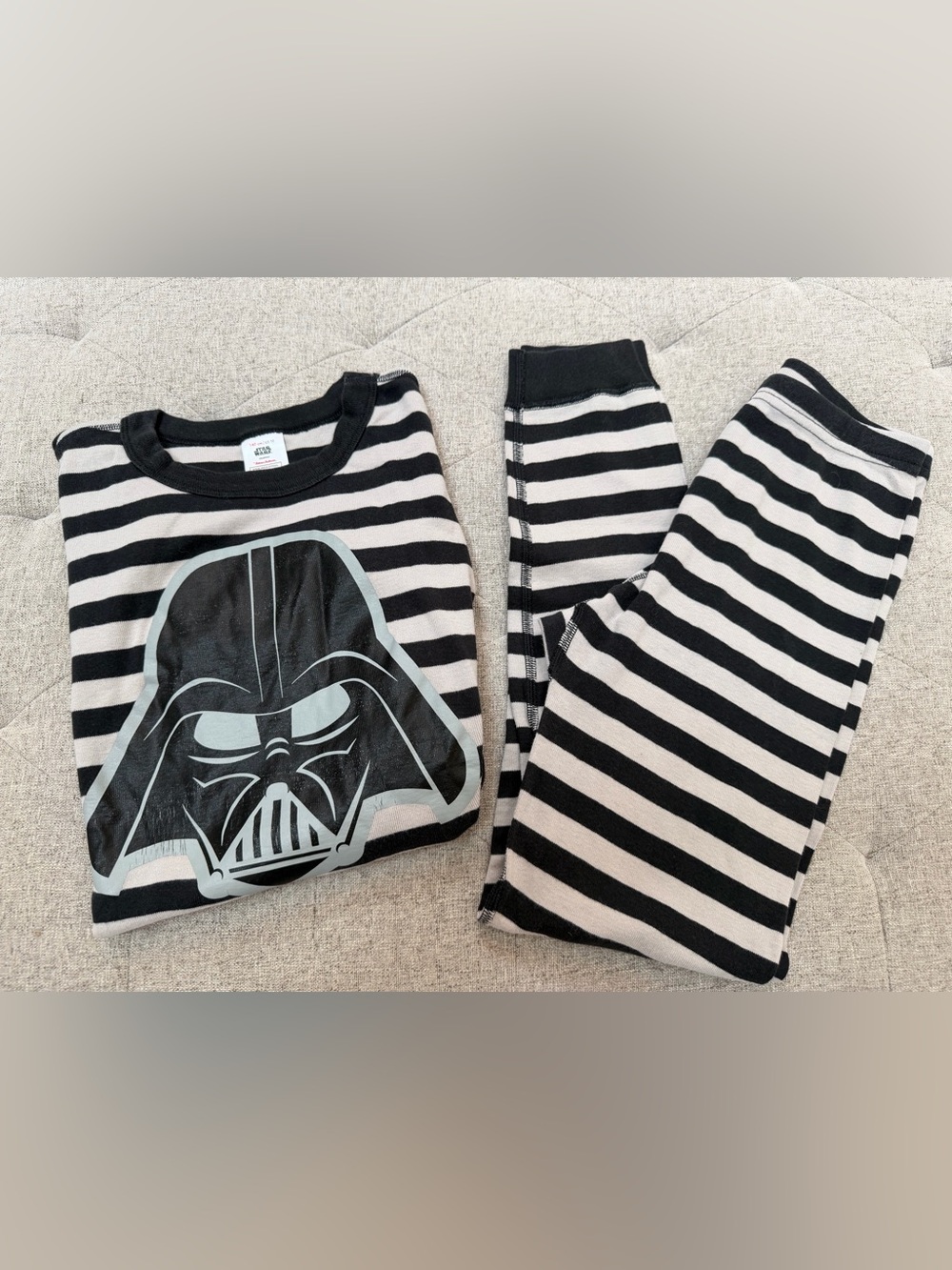 HANNA ANDERSSON DARTH VADER LONG JOHNS LONG SLEEVE PAJAMAS SET